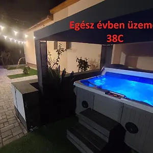 Apartament Emmabella Eger