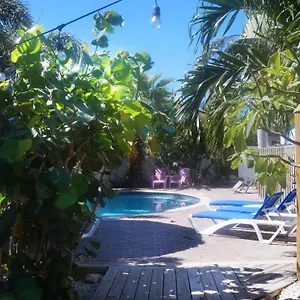 Pauline's Apartamento Palm Beach